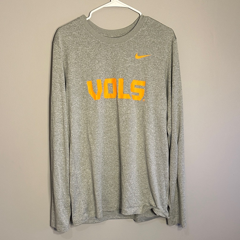 NWOT Nike Heather Gray Tennessee Long Sleeve